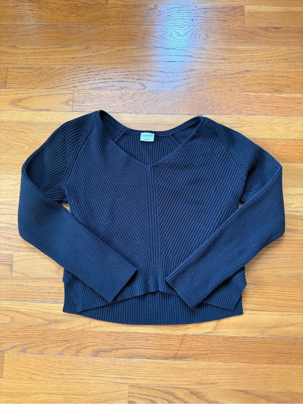 Abercrombie & Fitch - Black Sweater - Size S